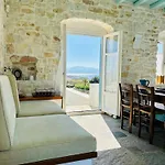 Santa Maria Traditional Stone Apartment