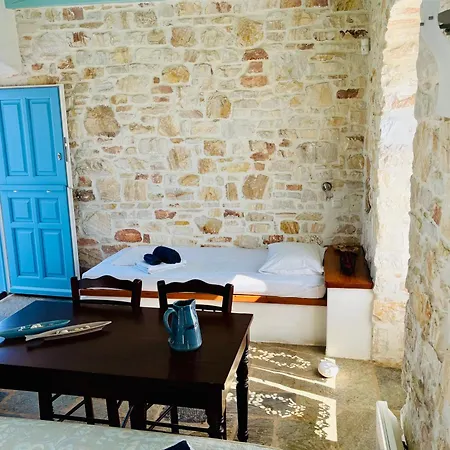 Apartment Santa Maria Traditional Stone